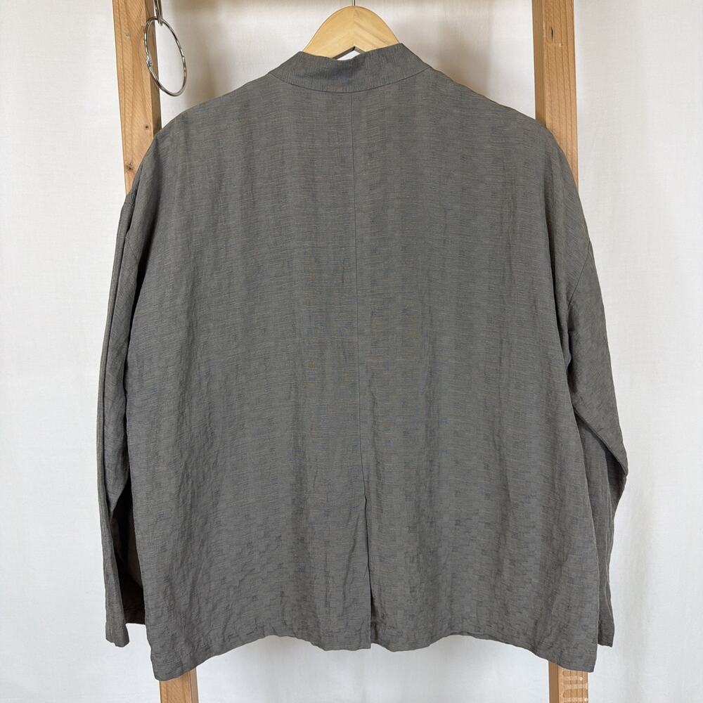 Eileen Fisher Taupe Gray High Collar Long Sleeve Button Up Top #1271 Size MED - Picture 4 of 4
